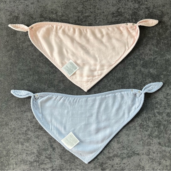 Little Unicorn Floral Bandana Bibs Set of 2 - Picture 2 of 15